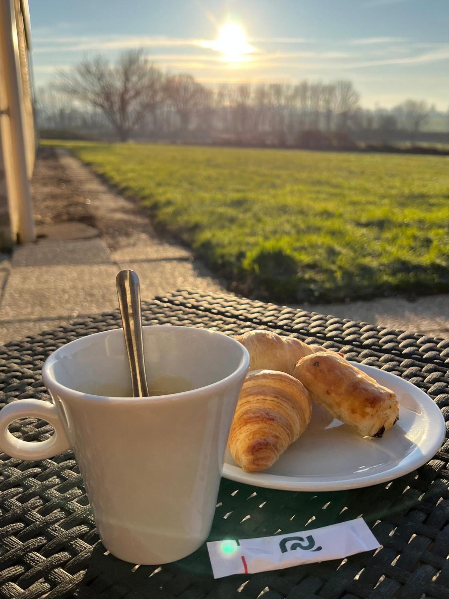 Hotel La Petite Auberge Chambretaud Zewnętrze zdjęcie